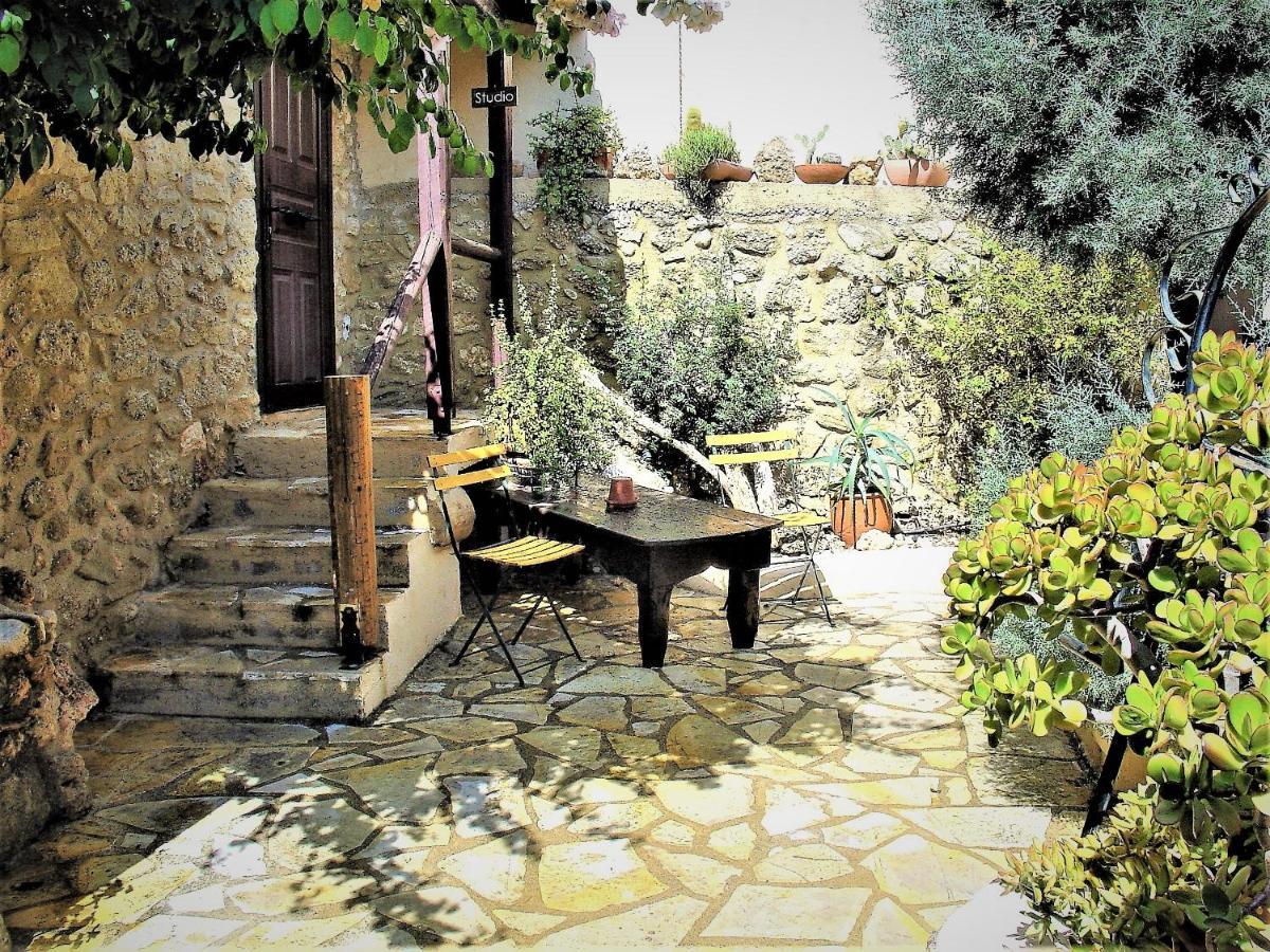 Ampelos Estate 阿克拉塔 外观 照片