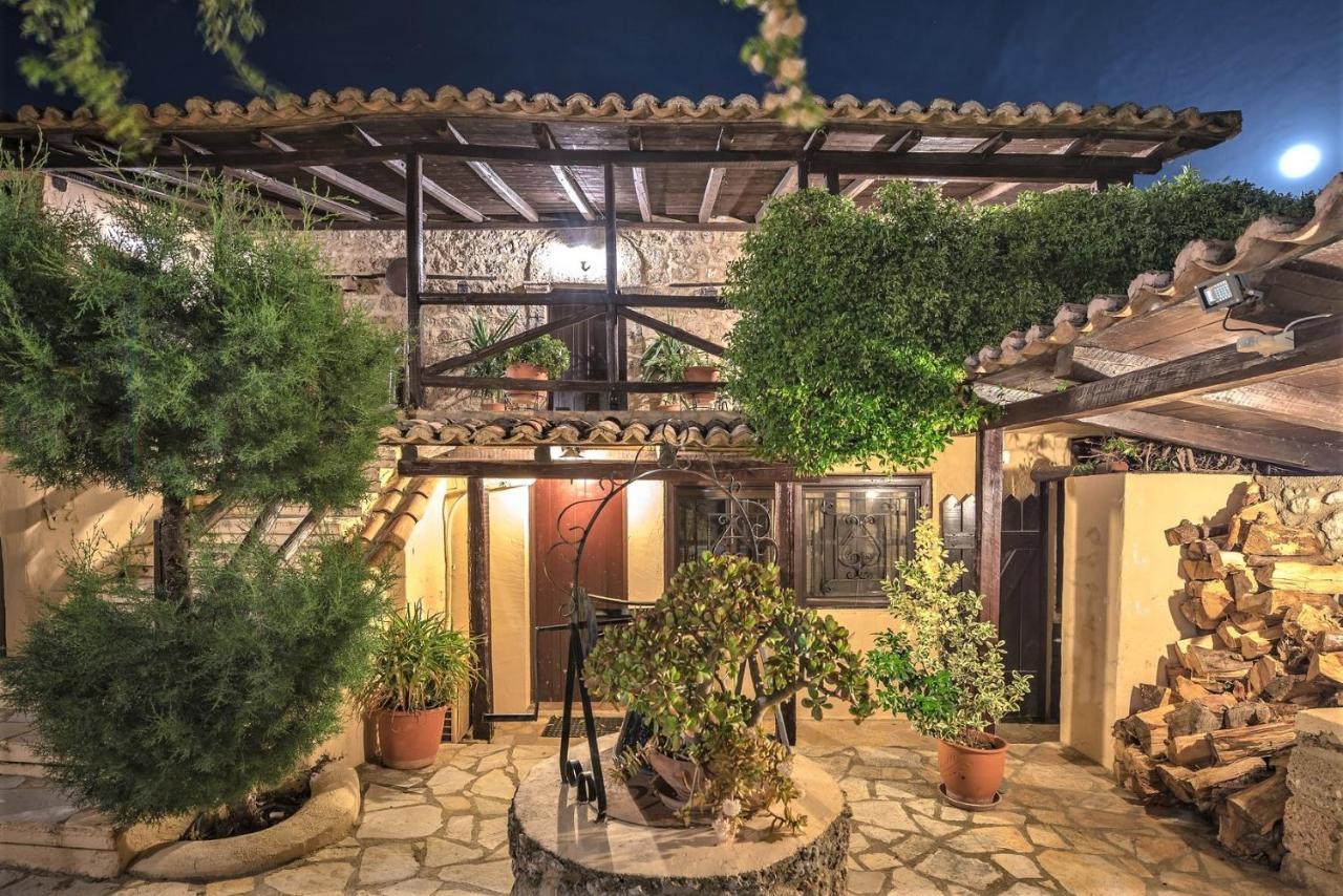 Ampelos Estate 阿克拉塔 外观 照片