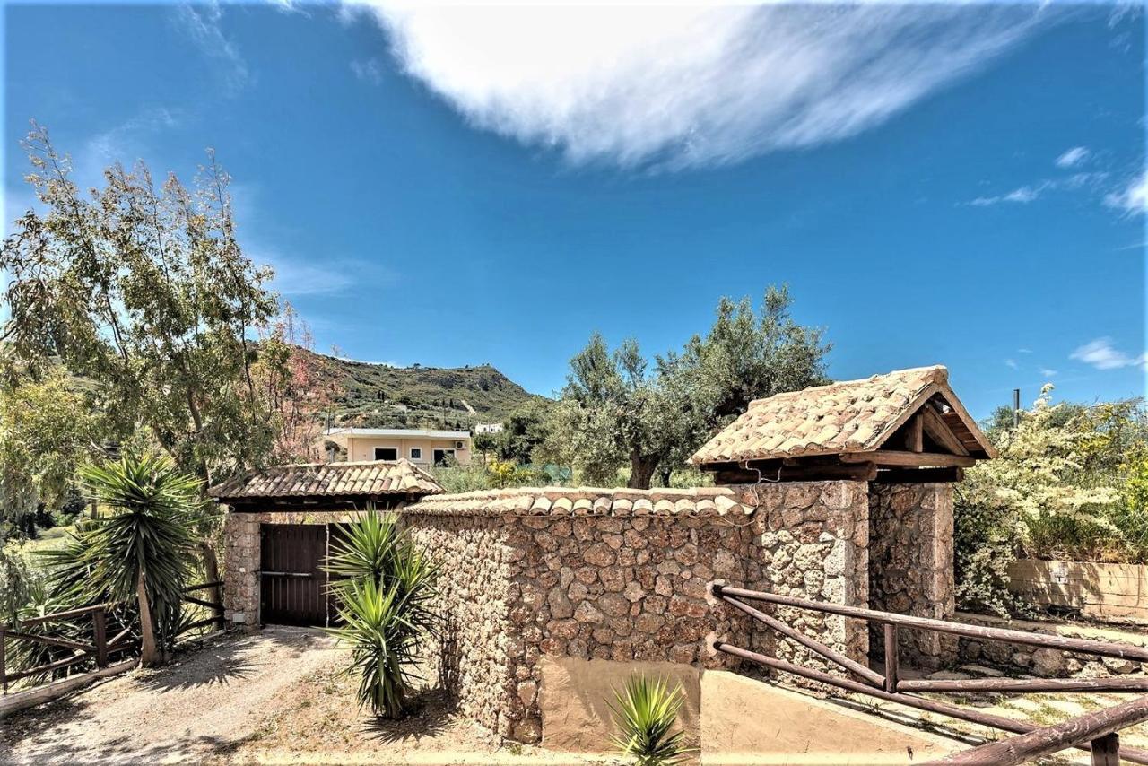 Ampelos Estate 阿克拉塔 外观 照片