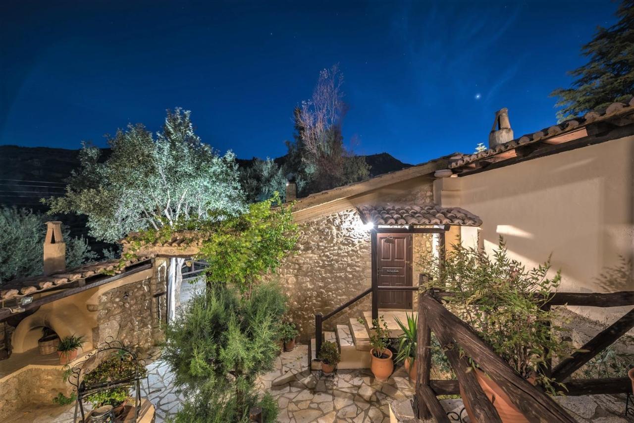 Ampelos Estate 阿克拉塔 外观 照片